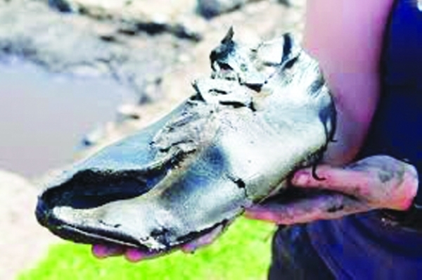 Roman bigfoot? UK archaeologists probe 'unusually large' shoes