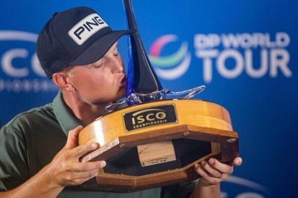 Mouw wins first PGA Tour title