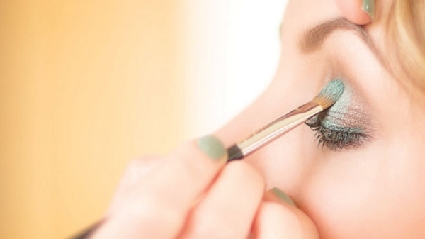 An Omani make-up artist's journey from Oman to international runways