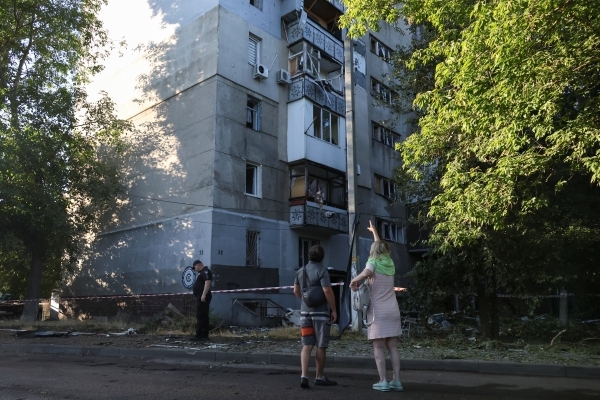 Russia leaving Ukrainians stranded, says FM
