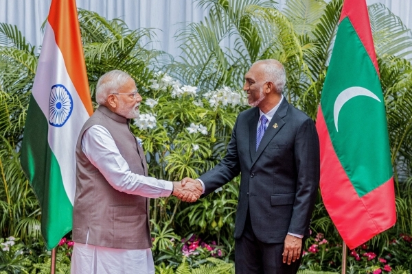 Modi renews ties with Maldives with offers of infra projects, funds
