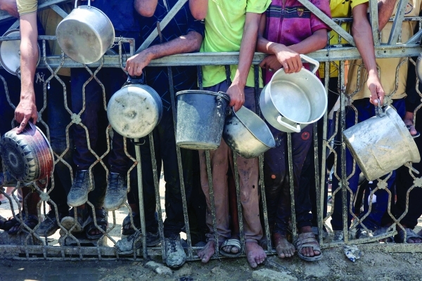 Countries airdrop food as many die of malnutrition
