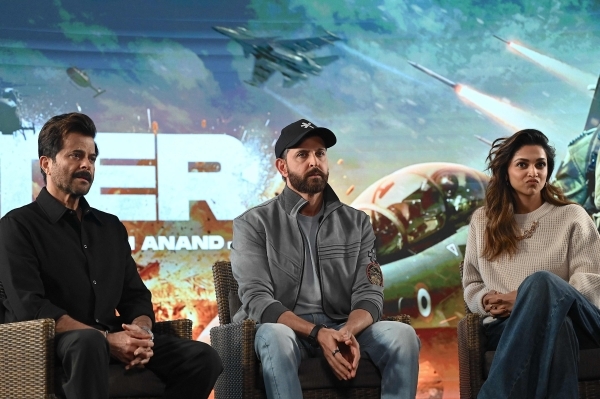 Filmmakers try to cash in on India-Pakistan battle