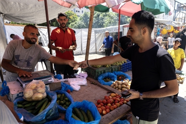 There's barely any food in Gaza, and barely any cash to buy it