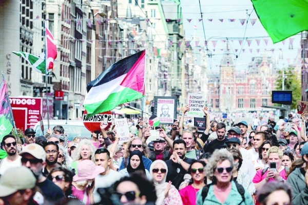 Israel faces growing calls to scrap new Gaza plans