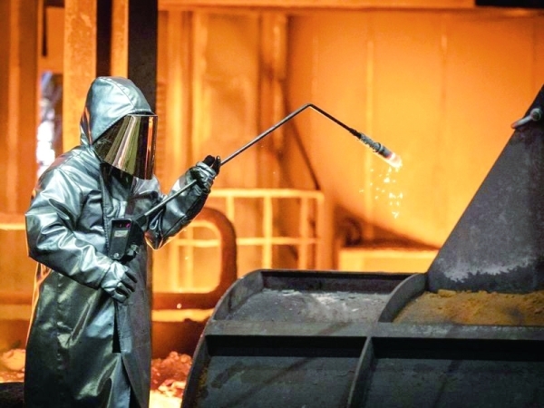 Germany's Thyssenkrupp cuts targets as US tariffs weigh