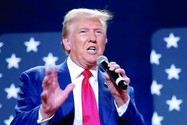 Trump aims to boost US space industry with less red tape