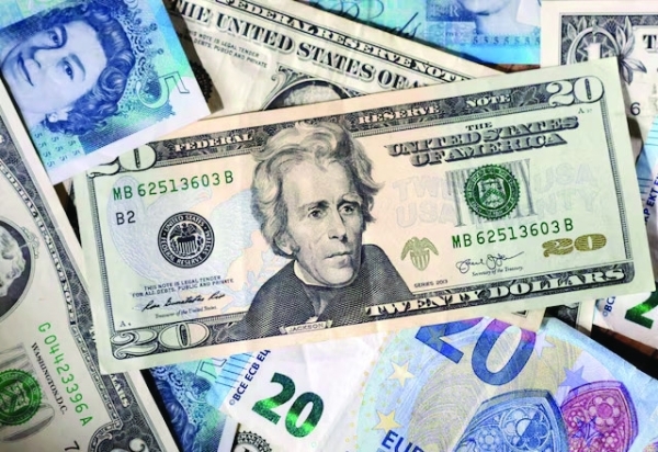 Dollar firms heading into busy week of geopolitics