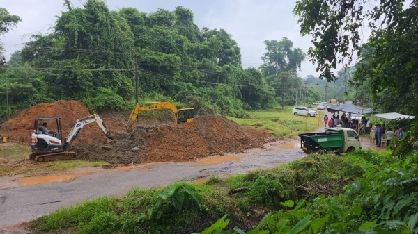 Indian police exhume human remains in mass-burial investigation