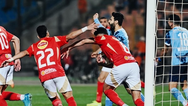 تحقيق عاجل بعد خناقة ثنائي الاهلي.. شاهد التفاصيل