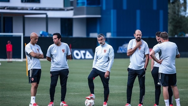 إصابة مدوية تضرب نجم الأهلي قبل كأس العالم للأندية.. تفاصيل