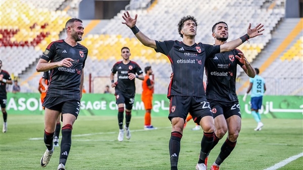 الأهلي يدفع 10 مليون جنيه ويوقع مع نجم الزمالك السابق