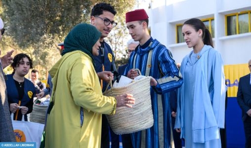 بتعليمات ملكية سامية، صاحب السمو الملكي ولي العهد الأمير مولاي الحسن وصاحبة السمو الملكي الأميرة للا خديجة يعطيان بالرباط انطلاقة العملية الوطنية 'رمضان 1446' التي سيستفيد منها نحو 5 ملايين شخص