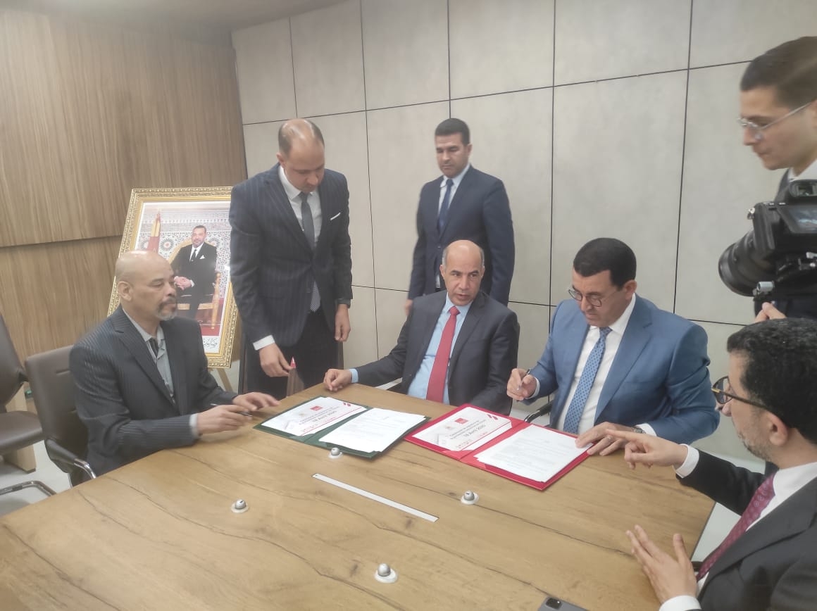 هشام صابيري يشرف على توقيع تسع اتفاقيات شغل جماعية بين الشركة القابضة Zine Capitale Invest ونقابة اتحاد الجامعات الوطنية لسائقي ومهنيي النقل بالمغرب