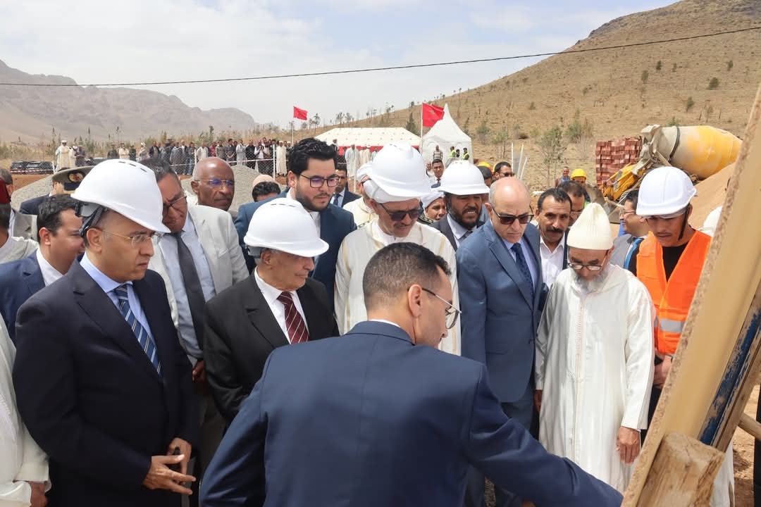 أوزكيط يعطي انطلاقة أشغال بناء 'فضاء الذاكرة التاريخية للمقاومة والتحرير' بجماعة إكنيون