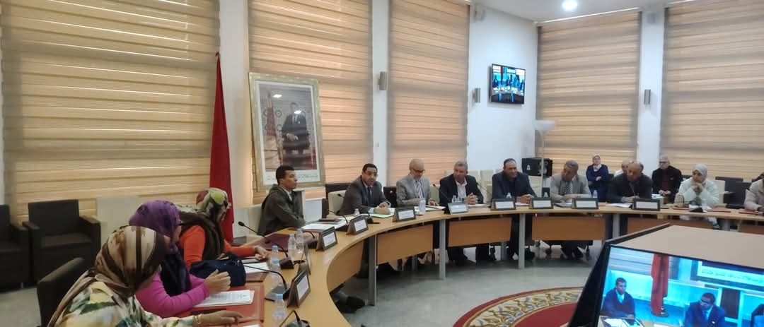 مجلس عمالة وجدة- أنكاد يصادق بالإجماع على اتفاقيات شراكة لدعم مجالي الرياضة والتعليم ببني درار