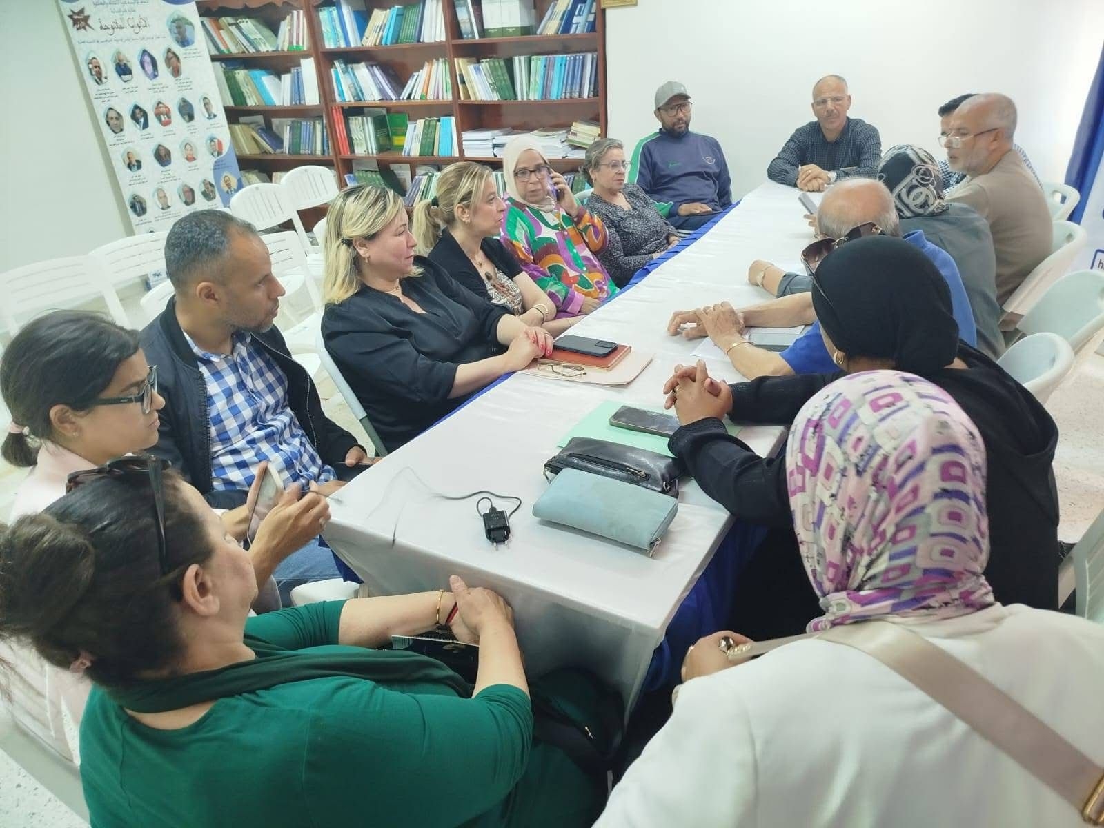 زكية نيكرو تترأس اجتماعا تنظيميا للأمانة الإقليمية بدائرة فاس الشمالية