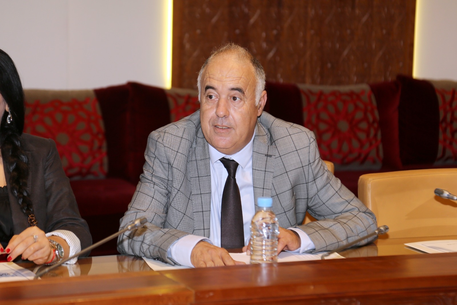 بوعزة يطالب وزارة الصحة بتنفيذ التزاماتها وإيلاء الأولوية لحالات التسمم بلدغات العقارب والثعابين