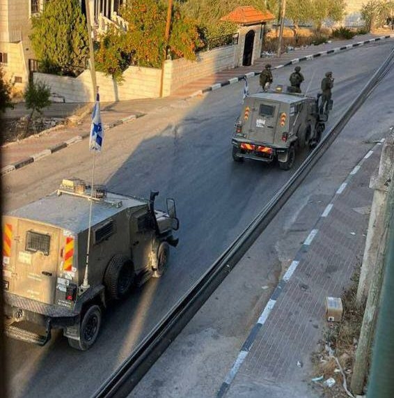 الاحتلال يجرف أراضي في قرية زبوبا ويقتحم رمانة