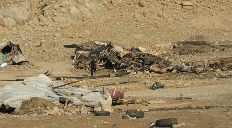 الاحتلال يهدم منشأة زراعية وحظيرة مواشٍ في دير جرير شرق رام الله