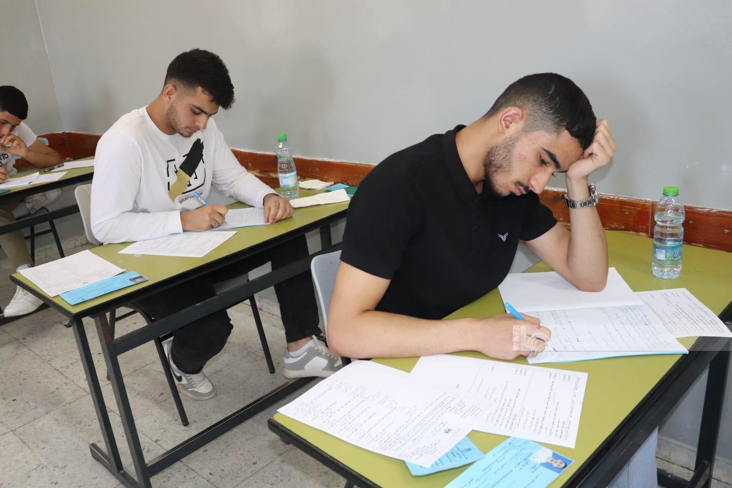 "التربية": امتحان الثانوية العامة سيعقد في موعده صباح غد السبت