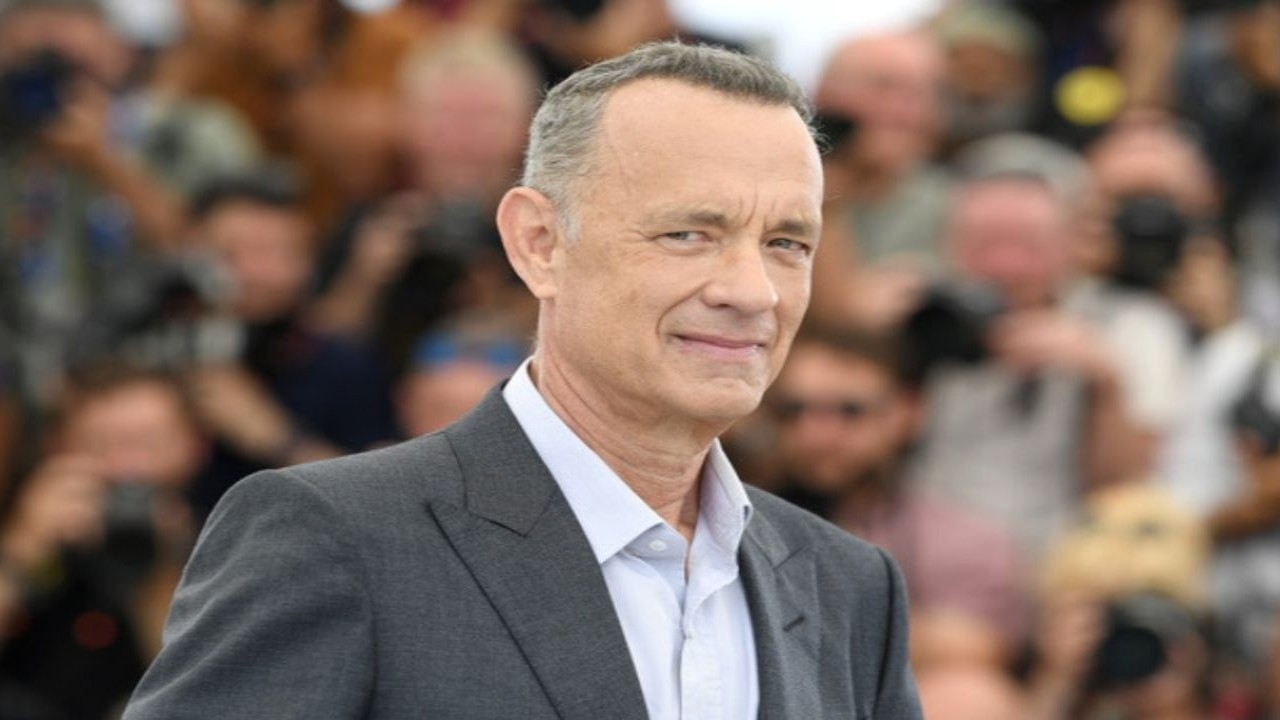 Tom Hanks Pulls a Chappell Roan As Oscar-Winner Shouts at Photographers During The Phoenician Scheme Premiere