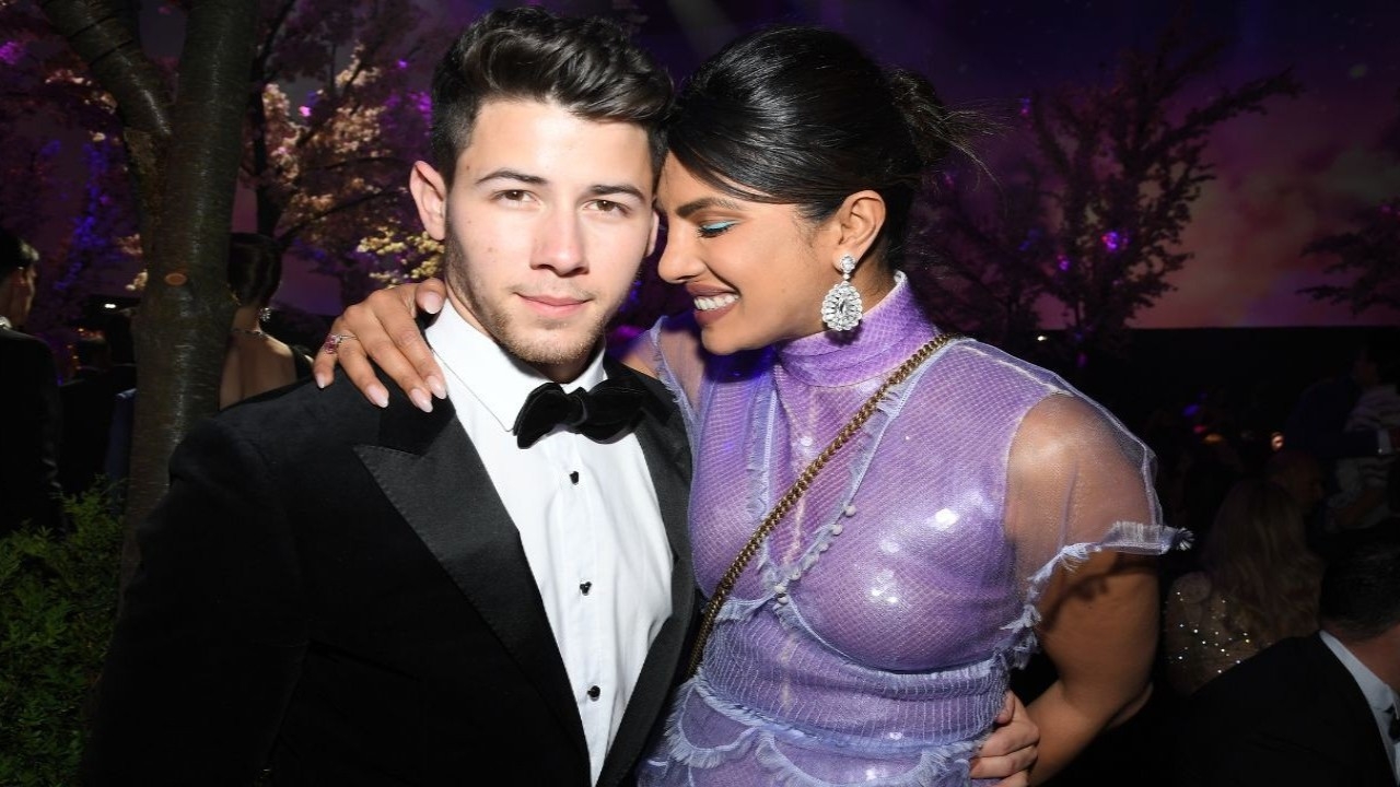 Did You Notice Priyanka Chopra's Cameo in Nick Jonas' Latest Musical Rehearsal? Actress Twins With Husband, Turning into His Cheerleader