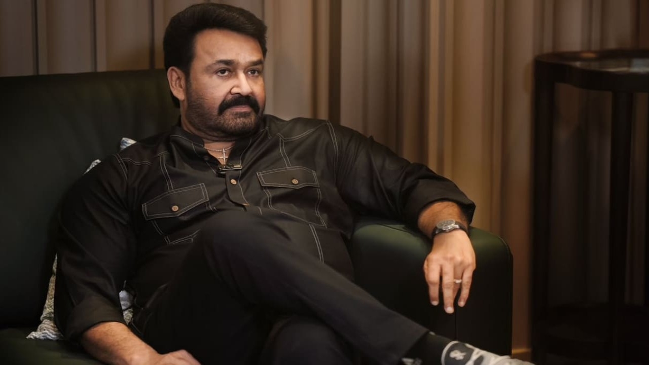 Throwback: When Mohanlal slapped a person for badmouthing THIS veteran Malayali superstar