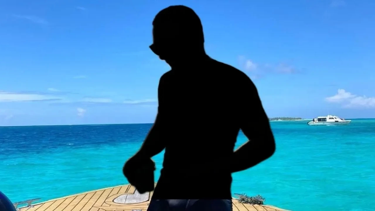Meet actor who carries his own chair to sets, paid Rs 442 for two bananas at hotel, worked with Kamal Haasan, turned director and is a great sportsman