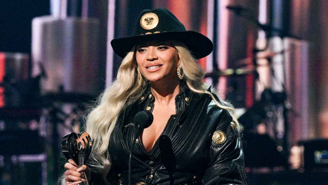 Beyoncé Struggles to Sell Out London Show Tickets, Turns to Low-Income Families For Help