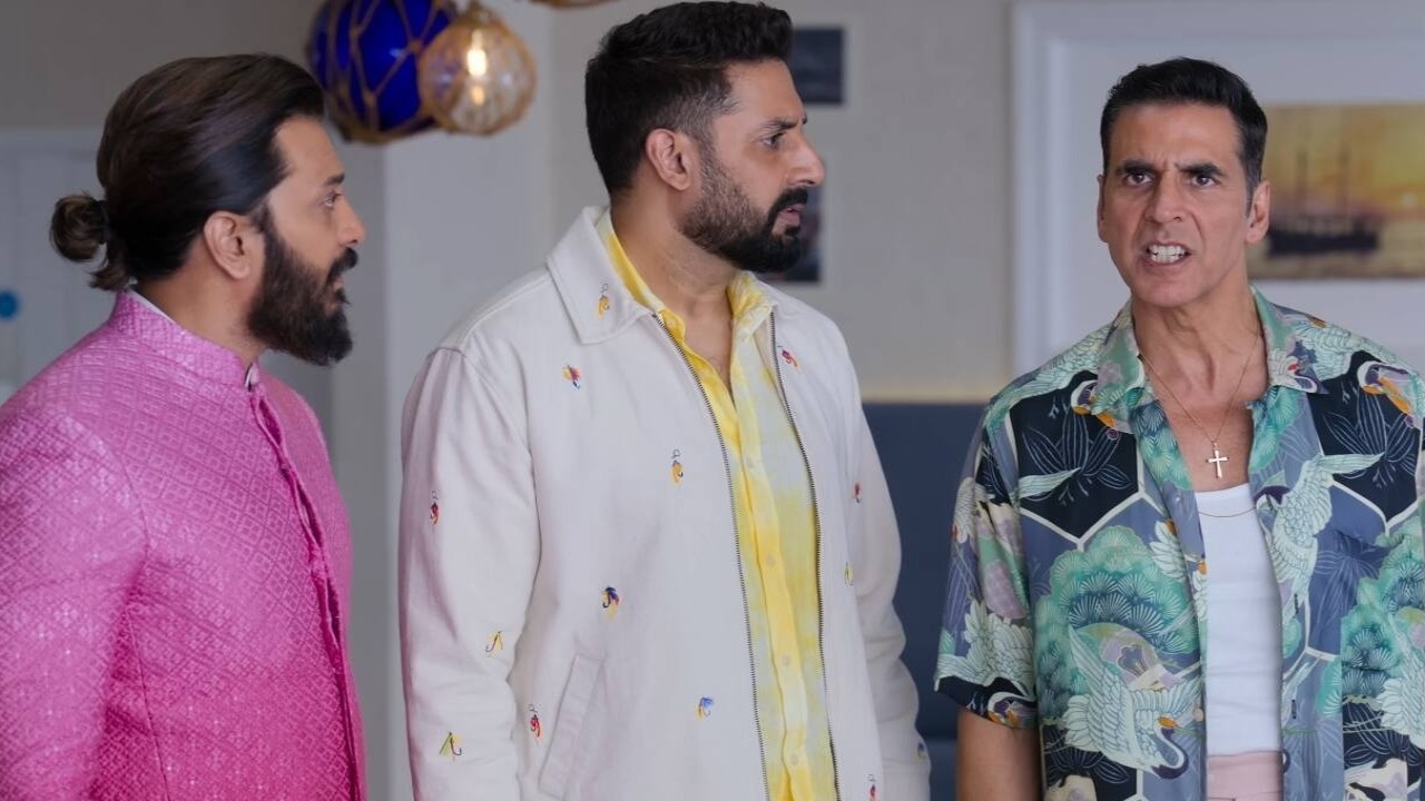 Housefull 5 Day 1 India Box Office: Akshay Kumar fronted comedy nets a good Rs 22 crore on Friday; To make big gains over holiday weekend