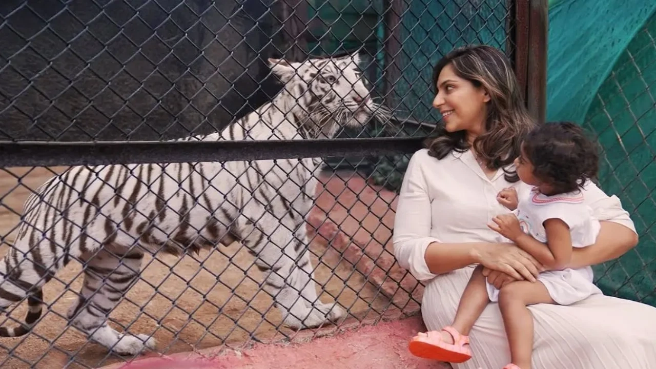 Ram Charan's wife Upasana Kamineni drops first clear picture of their daughter Klin Kaara who gets a white tigress to her name