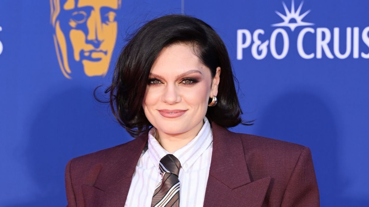 Jessie J Says She ‘Needs a Hug' After Announcing Breast Cancer Diagnosis: ‘Highlighting the Word Early'