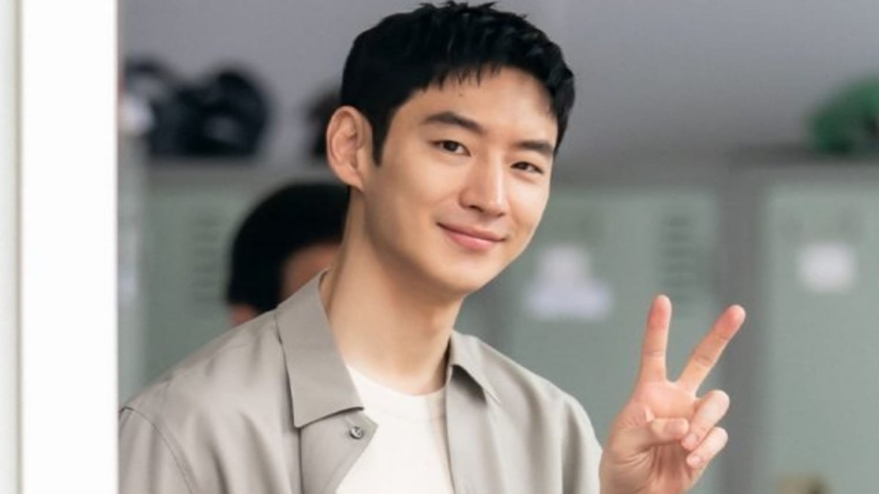 Lee Je Hoon reveals his father turned to day labor after IMF crisis shut family business, calls Big Deal ‘meaningful'