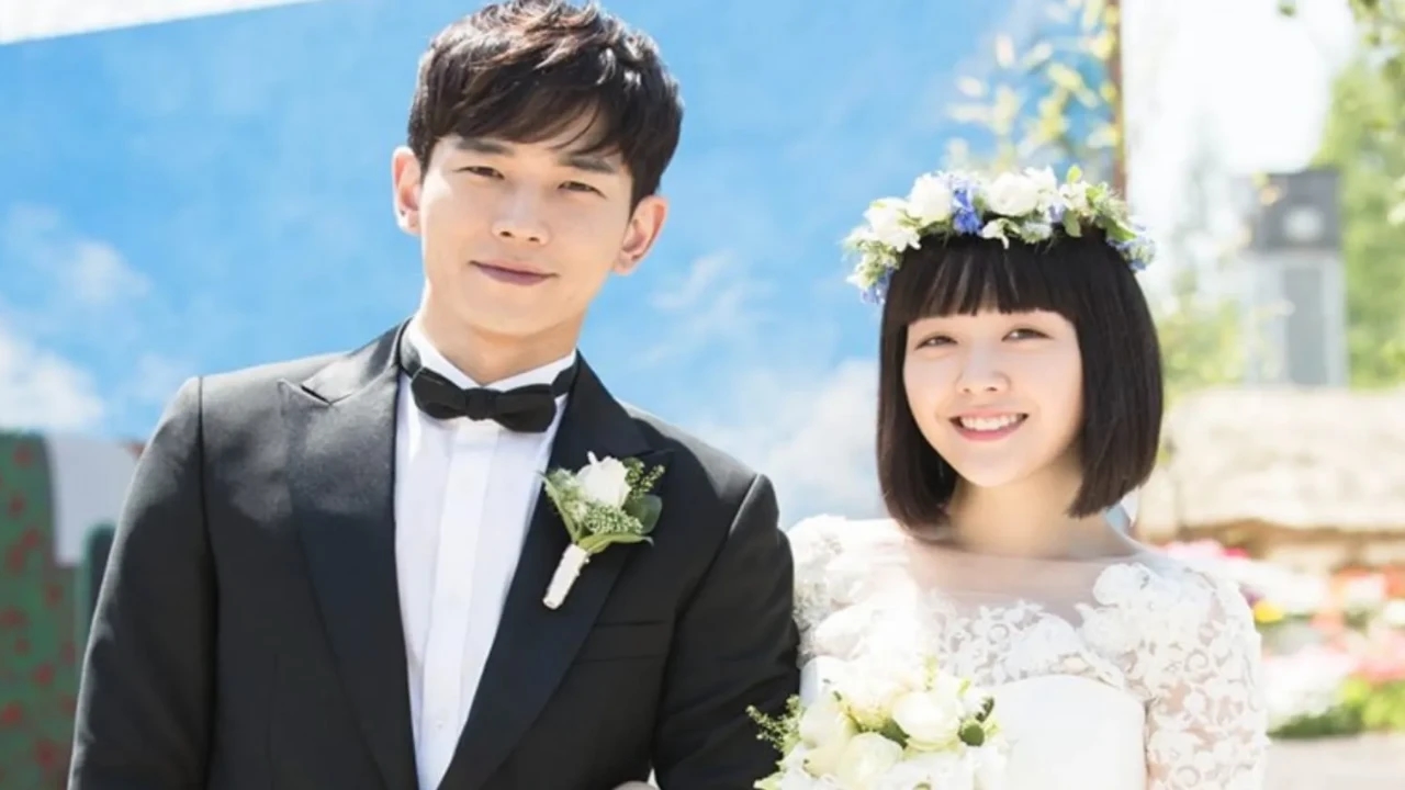Beautiful Gong Shim co-stars Girl's Day's Minah and On Ju Wan announce November wedding plans, share secret love story