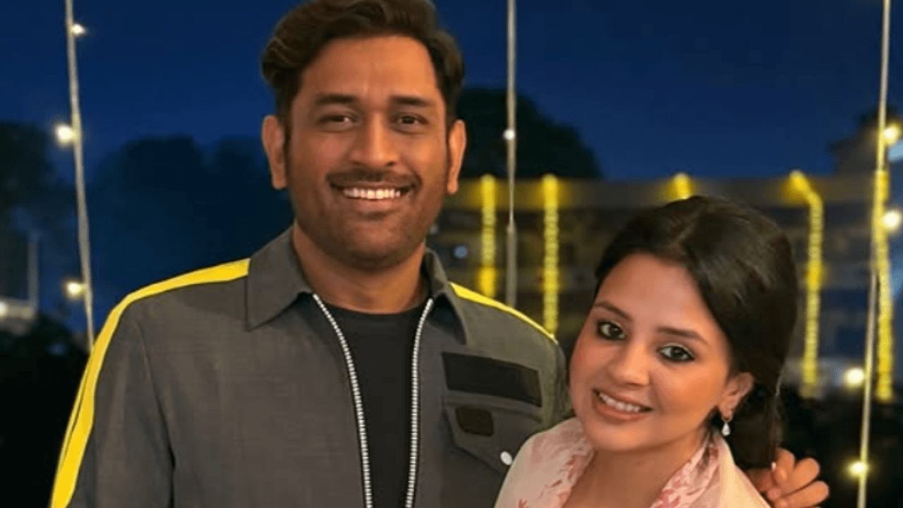 What's the age gap between MS Dhoni and Sakshi Dhoni? All you need to know about the cricket world's power couple