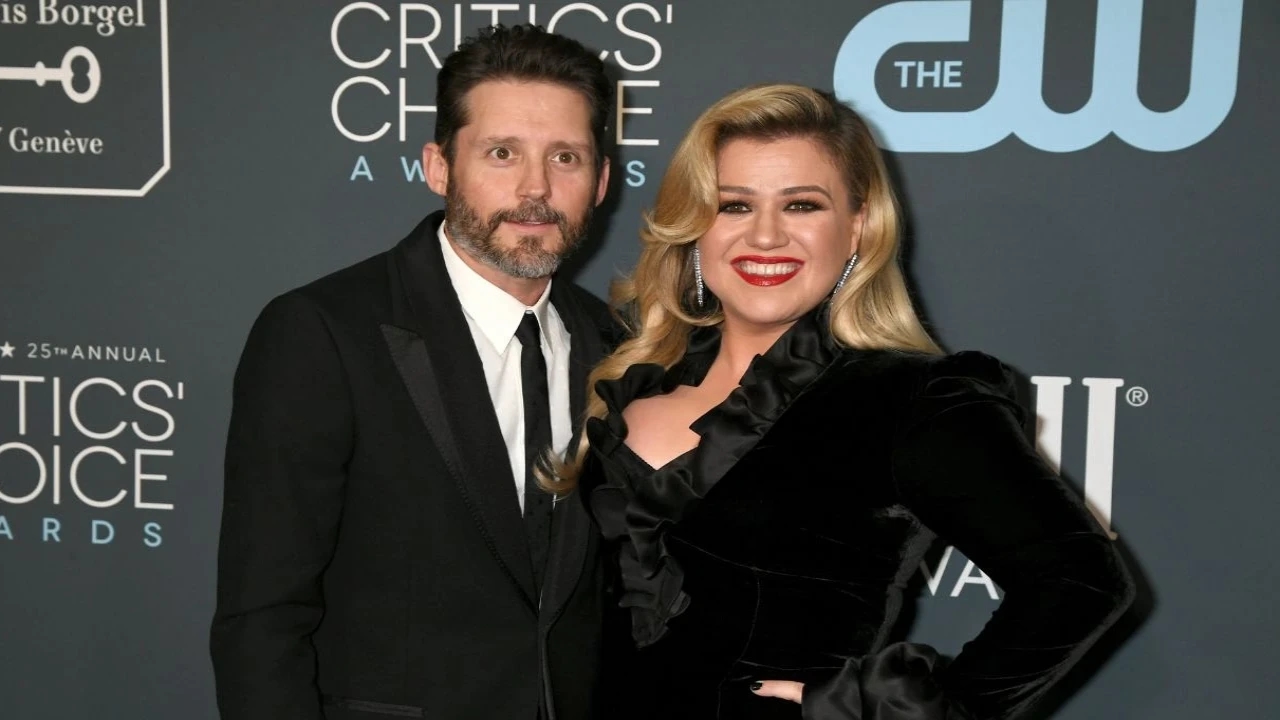 Kelly Clarkson Steps Back From Stage to Take Care of Her Kids Amid Ex Brandon Blackstock's Illness