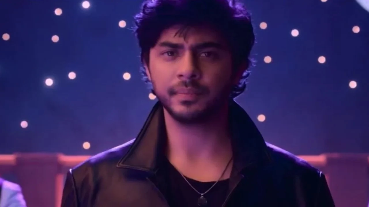 Ba***ds of Bollywood: Aryan Khan's entry in true Shah Rukh Khan style steals the show, netizens go berserk