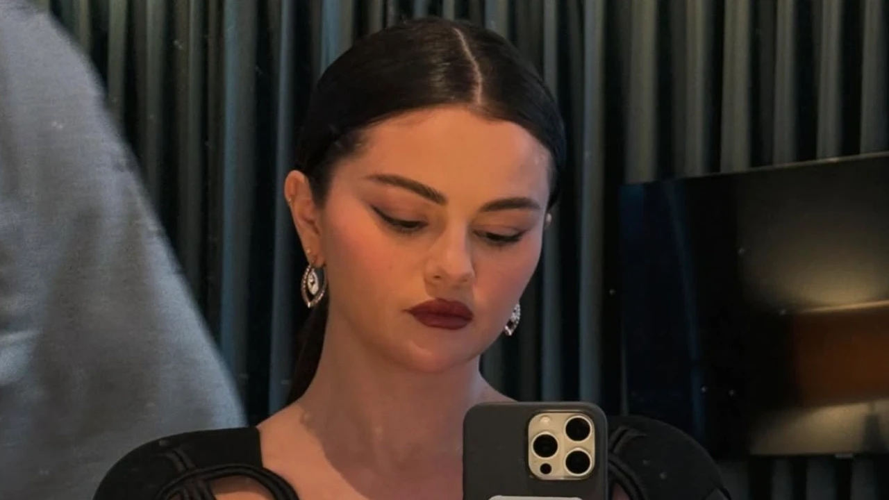 Fashion Mogul Selena Gomez's Strange 7-Step Skincare Routine Will Leave You Glowing and Coming Back for More, Check It Out