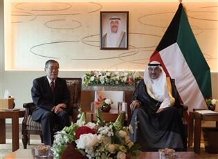 سمو ولي العهد يستقبل رئيس مجلس إدارة مركز التعاون الياباني للشرق الأوسط ورئيس مجلس إدارة «ميتسوبيشي»