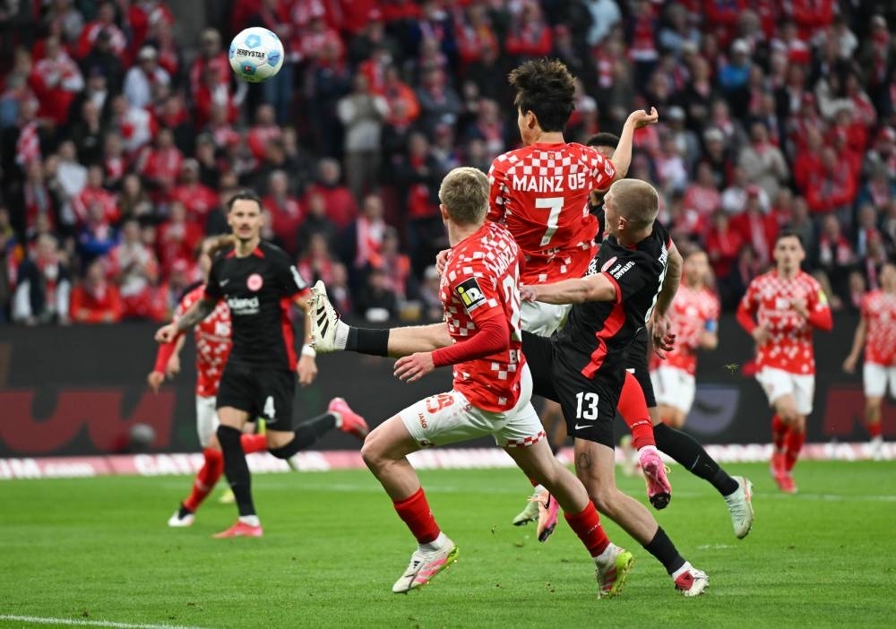 Bayern clinch Bundesliga on the couch as Leverkusen score a draw in Freiburg