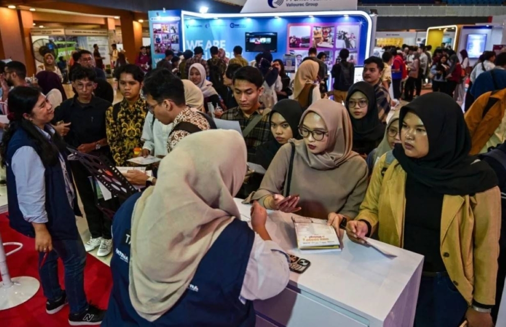 Indonesia growth slows in Q1 2025