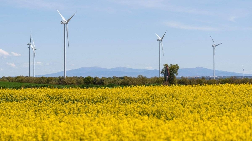 Spain's blackout sheds light on renewables' grid challenge