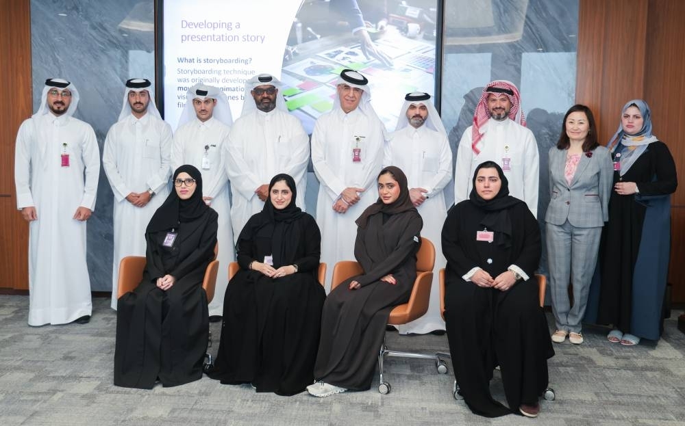 MoL officials visit Commercial Bank to review Tawteen initiatives