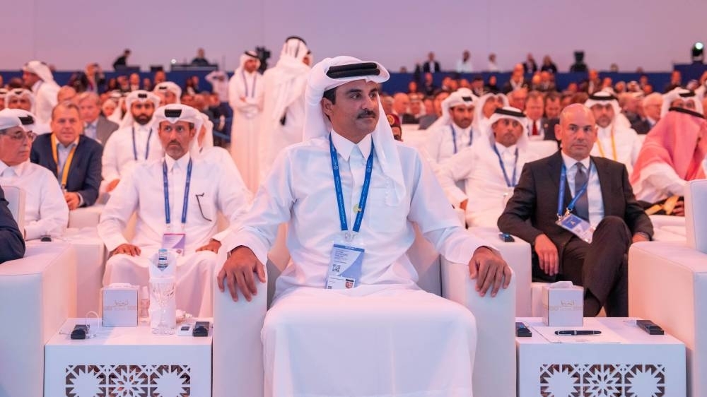 Amir inaugurates Qatar Economic Forum