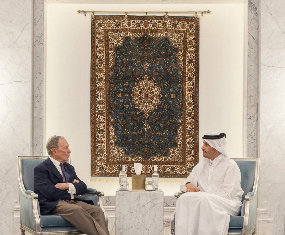 Prime minister meets founder of Bloomberg