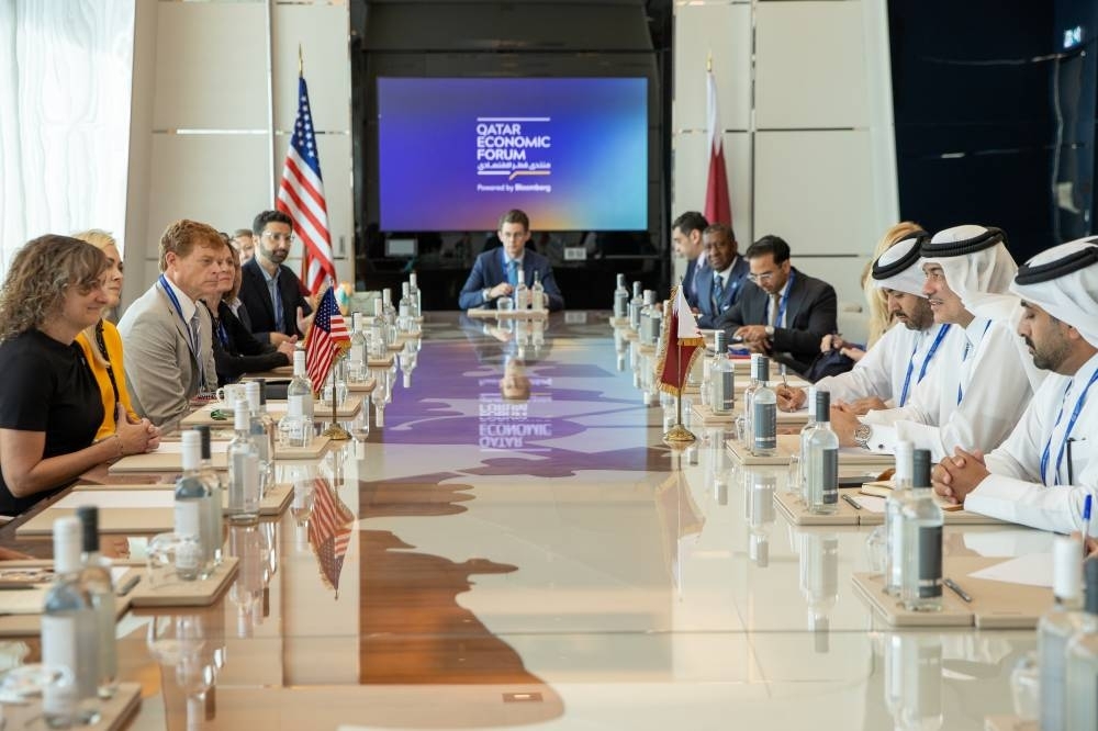 Minister meets with Turkish delegation