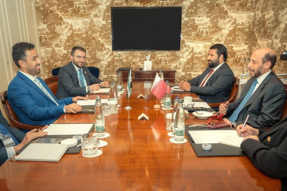 Health minister holds series of meetings in Geneva