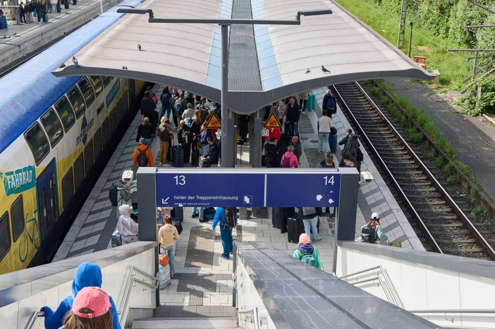 Suspect in Germany's Hamburg station attack to be placed in psychiatric clinic