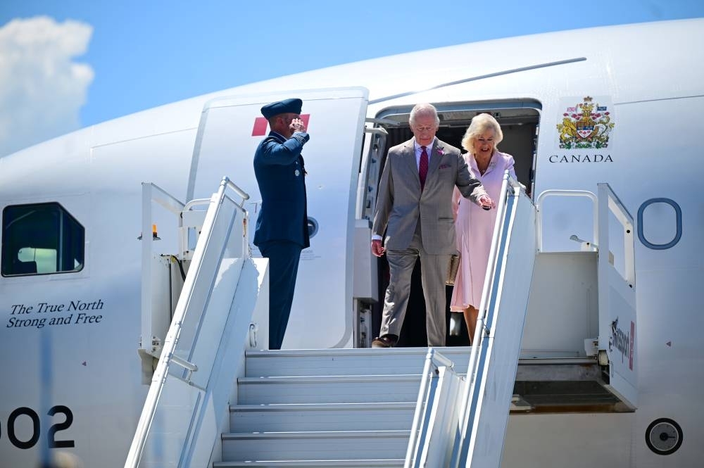 British king and queen begin two-day visit to Canada